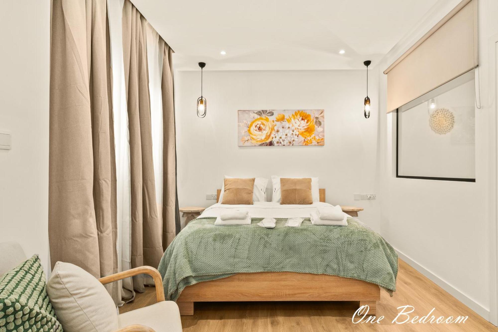 Lazuli Hermes Apartments Larnaca Luaran gambar