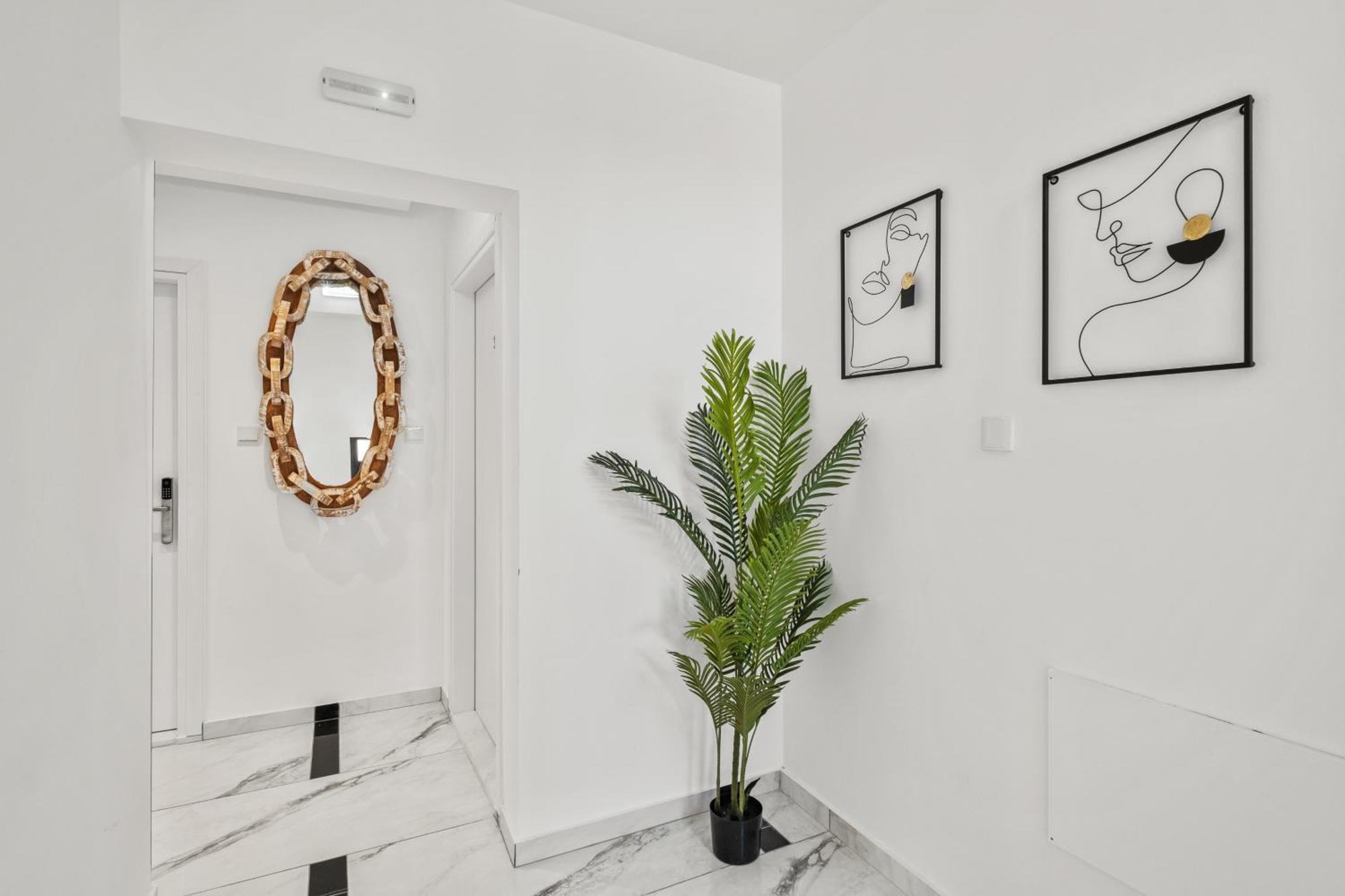 Lazuli Hermes Apartments Larnaca Luaran gambar