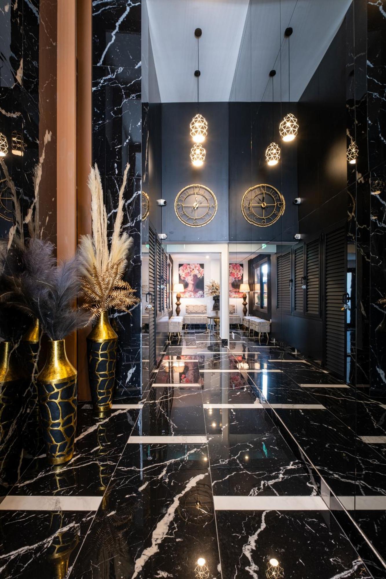 Lazuli Hermes Apartments Larnaca Luaran gambar